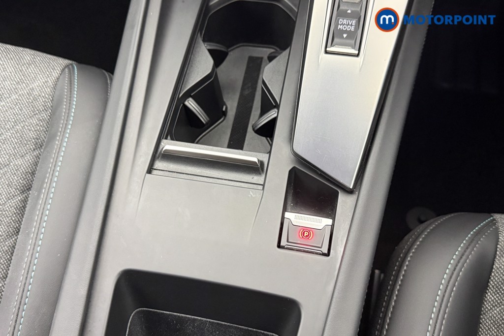 Peugeot 408 Allure Premium Automatic Petrol Hatchback - Stock Number (1625879) - 5th supplementary image