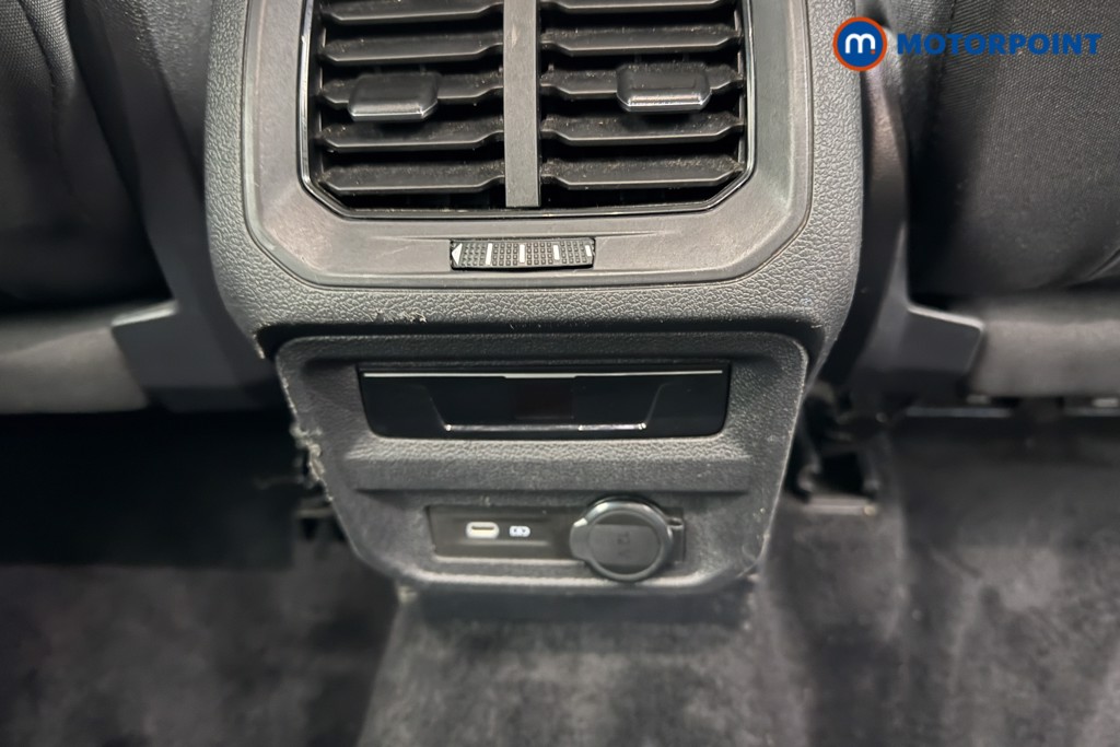 Volkswagen Tiguan Allspace Life Automatic Petrol SUV - Stock Number (1626252) - 17th supplementary image