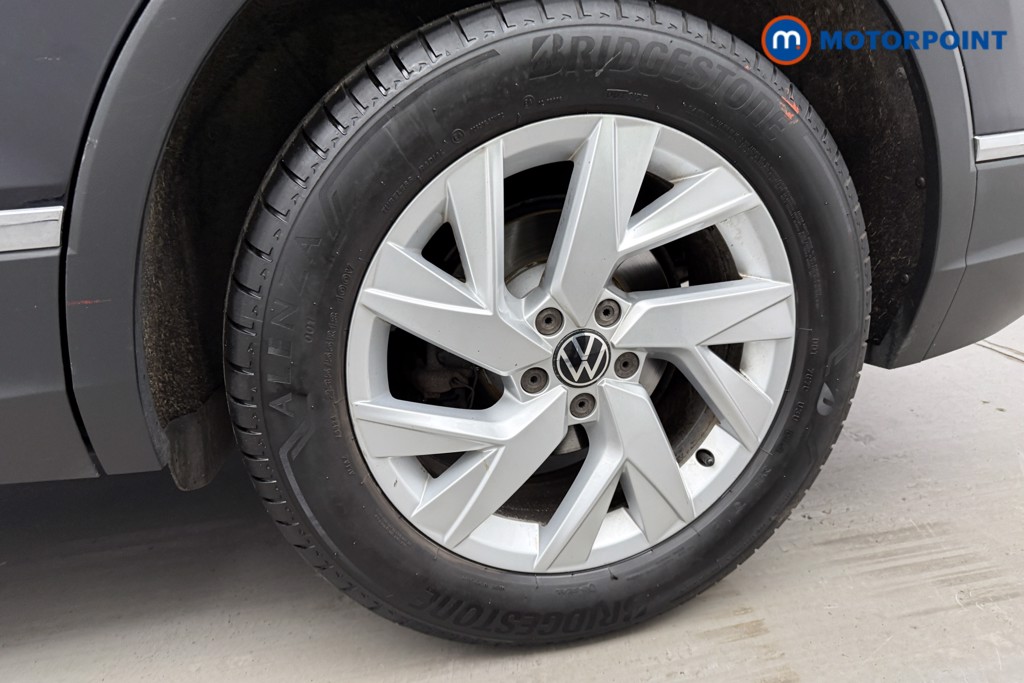 Volkswagen Tiguan Allspace Life Automatic Petrol SUV - Stock Number (1626252) - 26th supplementary image