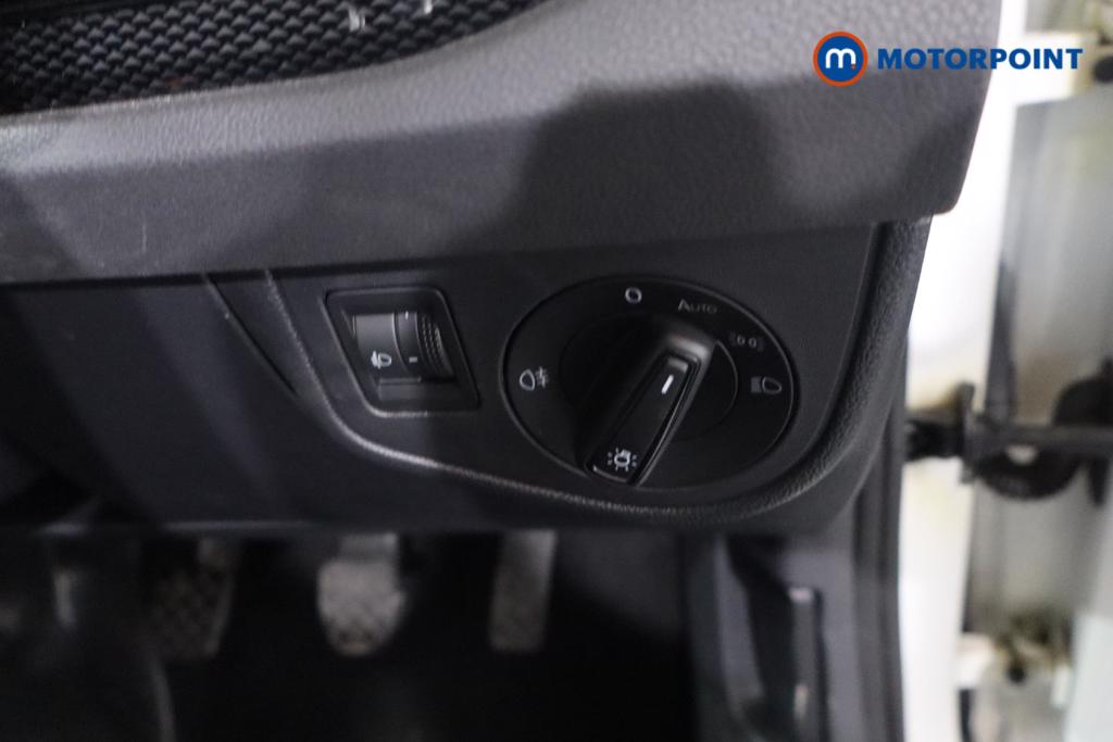 Volkswagen Polo Life Manual Petrol Hatchback - Stock Number (1626520) - 12th supplementary image