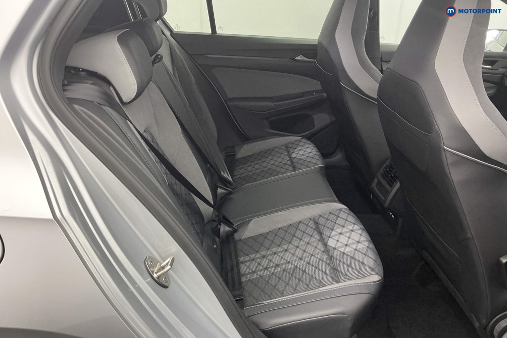 Volkswagen Golf R-Line Automatic Diesel Hatchback - Stock Number (1626575) - 4th supplementary image