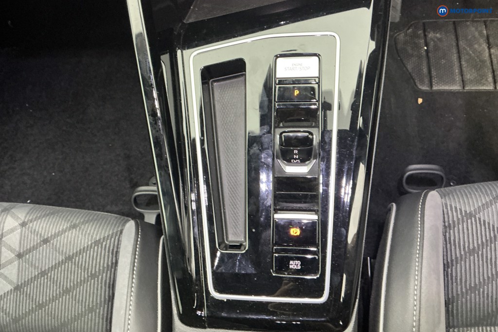 Volkswagen Golf R-Line Automatic Diesel Hatchback - Stock Number (1626575) - 16th supplementary image