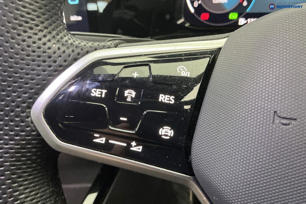Volkswagen Golf R-Line Automatic Diesel Hatchback - Stock Number (1626575) - 22nd supplementary image