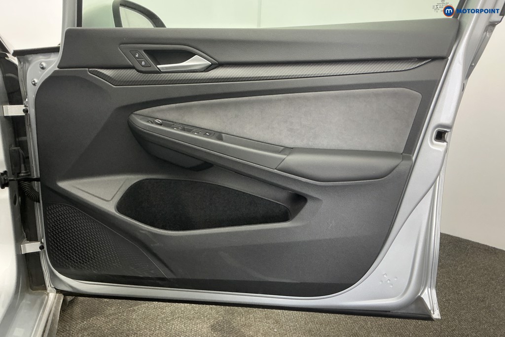 Volkswagen Golf R-Line Automatic Diesel Hatchback - Stock Number (1626575) - 25th supplementary image
