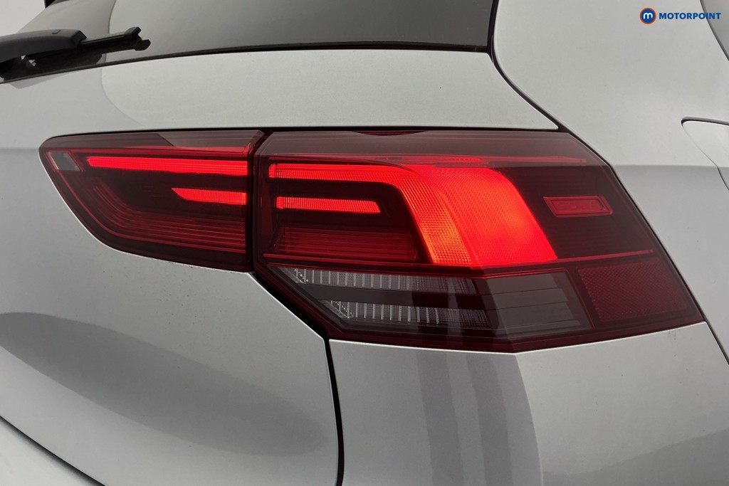 Volkswagen Golf R-Line Automatic Diesel Hatchback - Stock Number (1626575) - 31st supplementary image