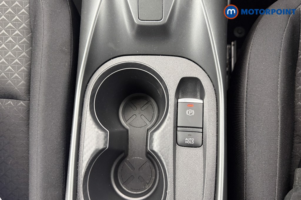 Nissan Juke Acenta Premium Manual Petrol SUV - Stock Number (1626613) - 7th supplementary image