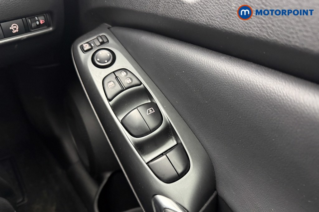 Nissan Juke Acenta Premium Manual Petrol SUV - Stock Number (1626613) - 10th supplementary image