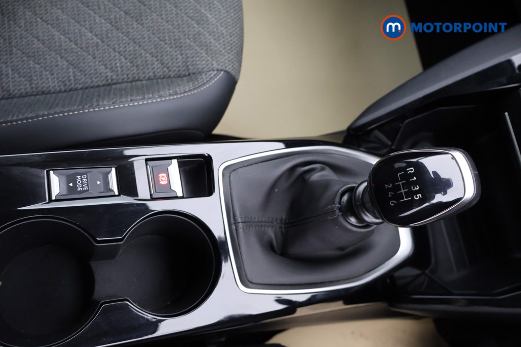 Peugeot 208 Allure Manual Petrol Hatchback - Stock Number (1626702) - 8th supplementary image