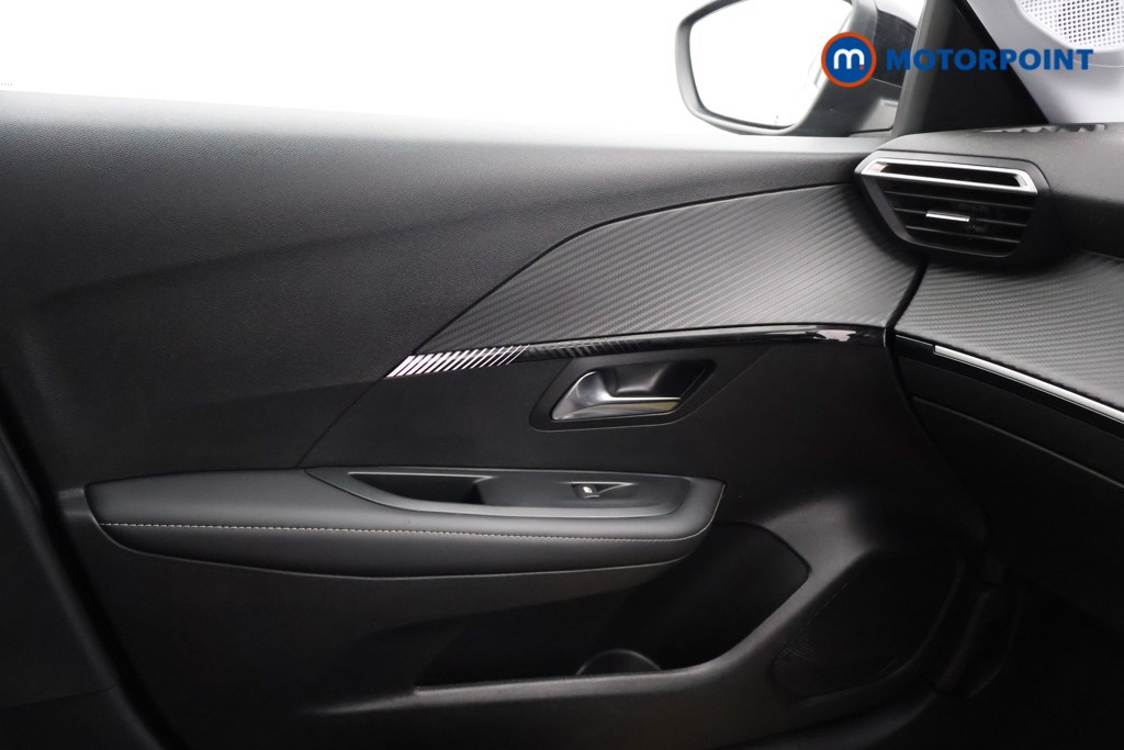 Peugeot 208 Allure Manual Petrol Hatchback - Stock Number (1626702) - 10th supplementary image