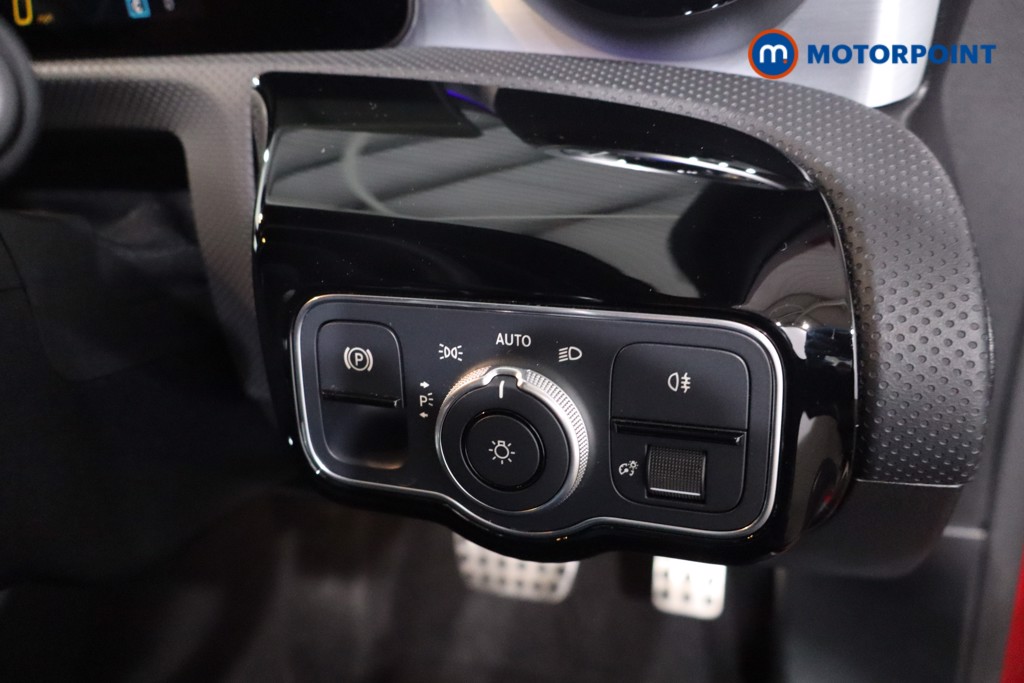 Mercedes-Benz A Class Amg Line Executive Edition Automatic Petrol Saloon - Stock Number (1626704) - 17th supplementary image