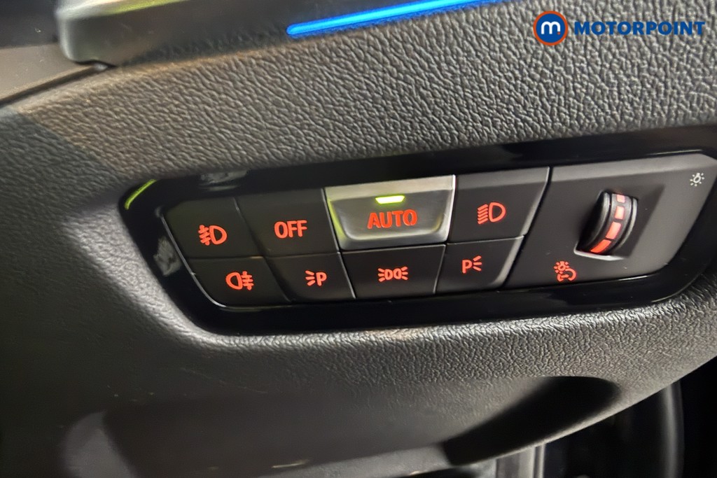 BMW 3 Series Sport Pro Automatic Petrol Plug-In Hybrid Estate - Stock Number (1626713) - 5th supplementary image