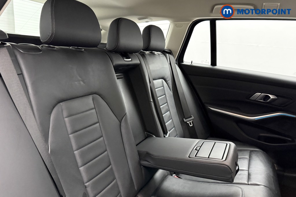 BMW 3 Series Sport Pro Automatic Petrol Plug-In Hybrid Estate - Stock Number (1626713) - 20th supplementary image