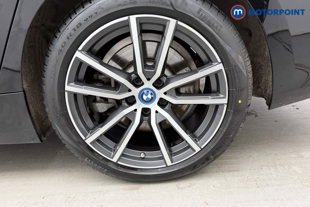 BMW 3 Series Sport Pro Automatic Petrol Plug-In Hybrid Estate - Stock Number (1626713) - 28th supplementary image