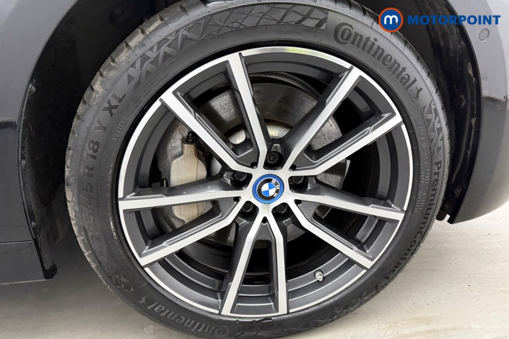 BMW 3 Series Sport Pro Automatic Petrol Plug-In Hybrid Estate - Stock Number (1626713) - 30th supplementary image