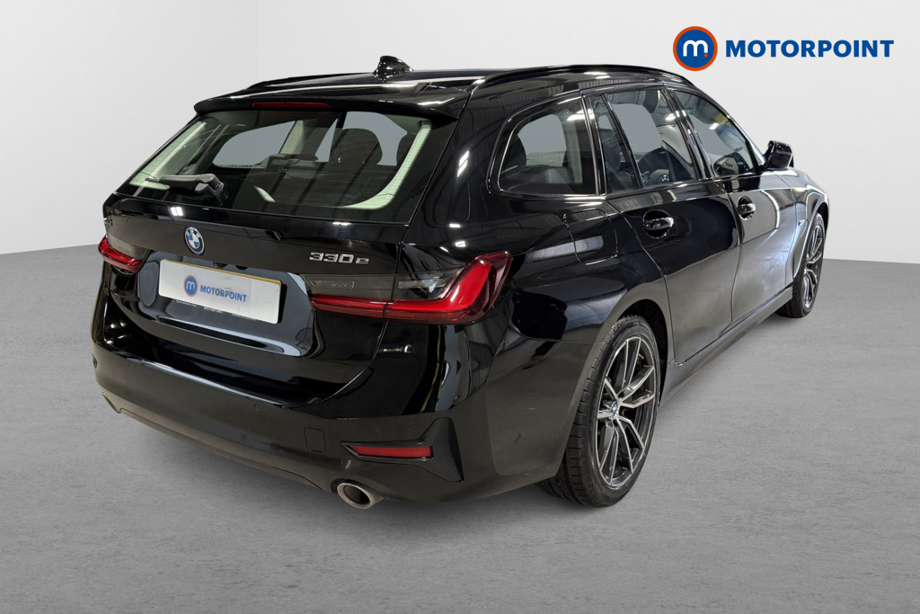 BMW 3 Series Sport Pro Automatic Petrol Plug-In Hybrid Estate - Stock Number (1626713) - Drivers side rear corner