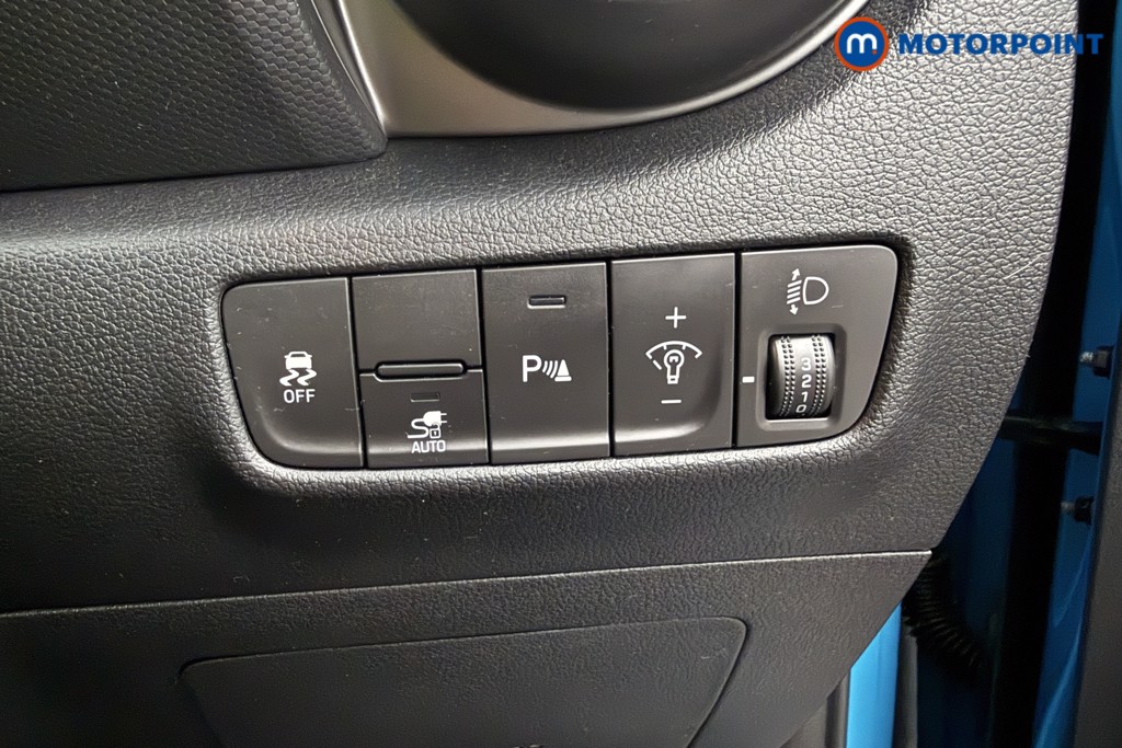 Hyundai Kona Premium Automatic Electric SUV - Stock Number (1626716) - 5th supplementary image
