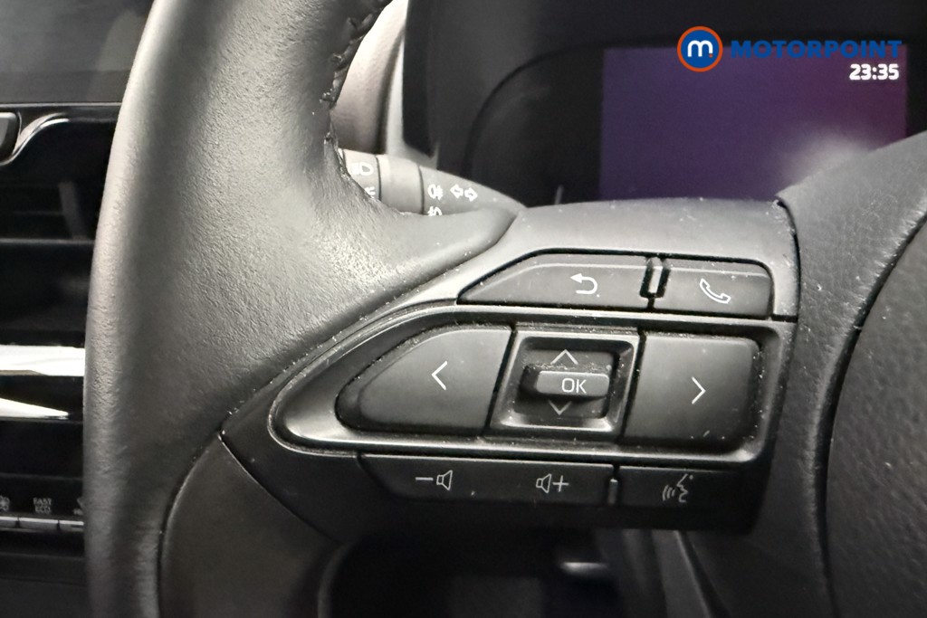 Toyota Yaris Cross Excel Automatic Petrol-Electric Hybrid Estate - Stock Number (1626864) - 14th supplementary image