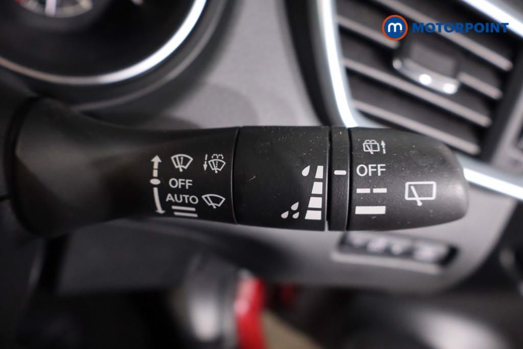 Nissan Qashqai N-Connecta Automatic Petrol SUV - Stock Number (1627056) - 15th supplementary image