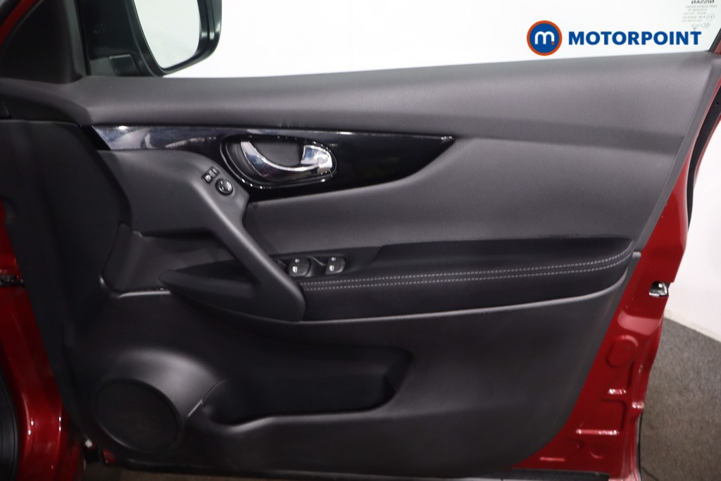 Nissan Qashqai N-Connecta Automatic Petrol SUV - Stock Number (1627056) - 25th supplementary image