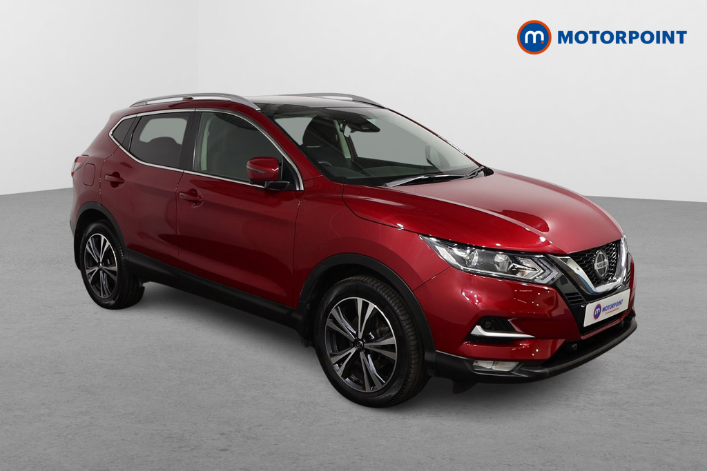 Nissan Qashqai N-Connecta Automatic Petrol SUV - Stock Number (1627056) - Drivers side front corner