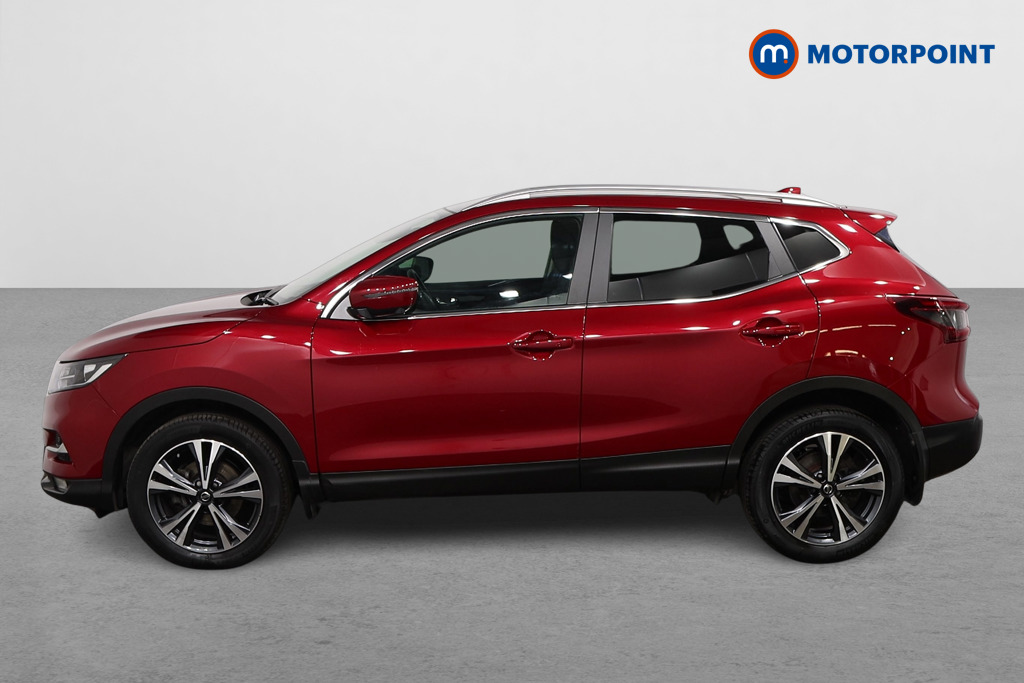Nissan Qashqai N-Connecta Automatic Petrol SUV - Stock Number (1627056) - Passenger side
