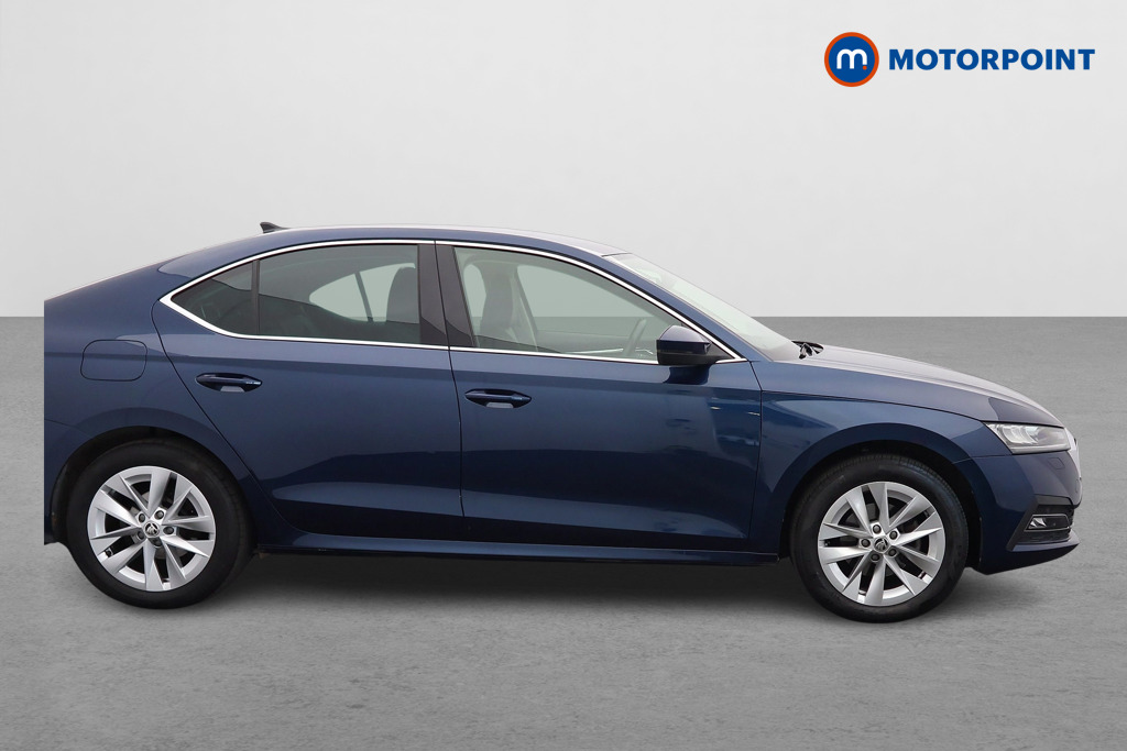 Skoda Octavia Se L Manual Petrol Hatchback - Stock Number (1627326) - Drivers side