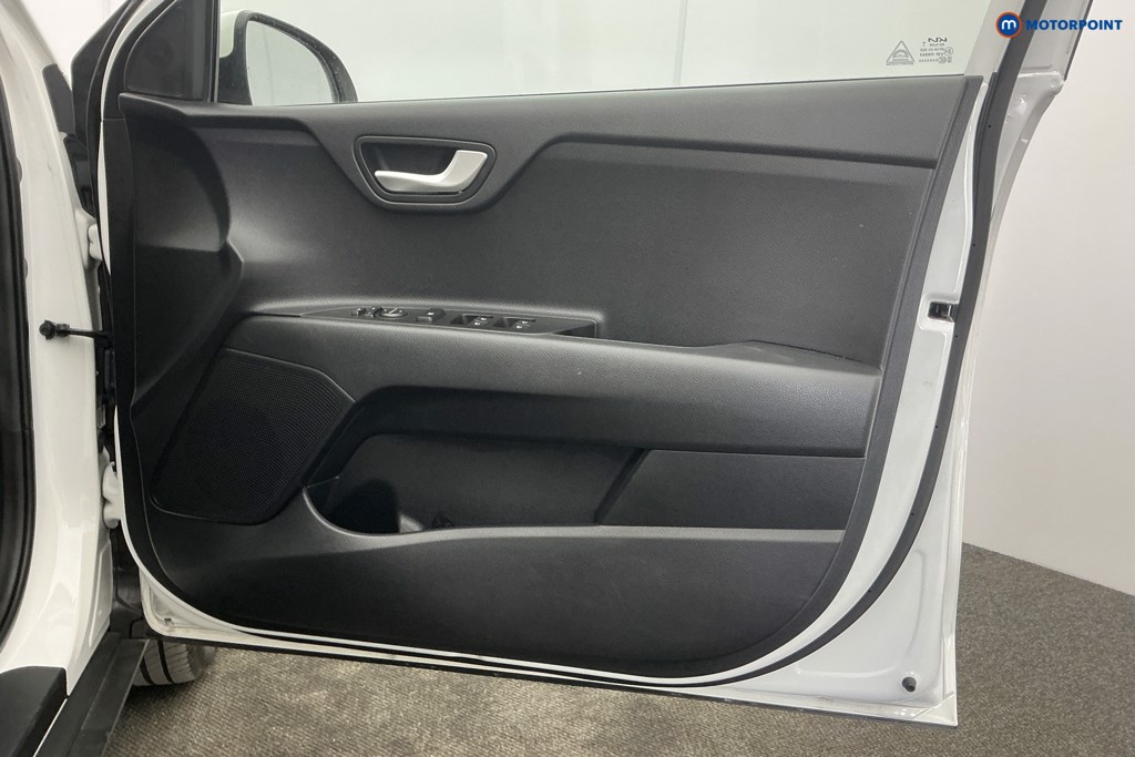 KIA Stonic 2 Manual Petrol SUV - Stock Number (1627639) - 24th supplementary image