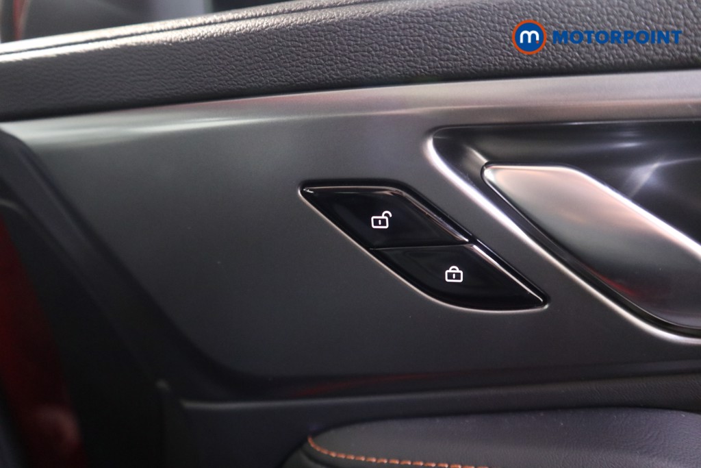 Mg Motor Uk HS Trophy Automatic Petrol Plug-In Hybrid SUV - Stock Number (1627711) - 11th supplementary image
