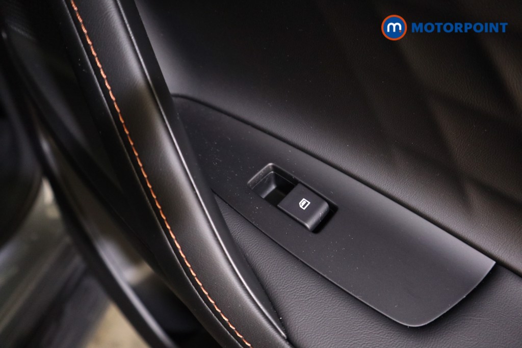 Mg Motor Uk HS Trophy Automatic Petrol Plug-In Hybrid SUV - Stock Number (1627747) - 18th supplementary image