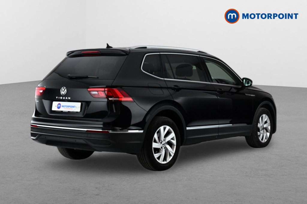 Volkswagen Tiguan Allspace Life Manual Petrol SUV - Stock Number (1627920) - Drivers side rear corner