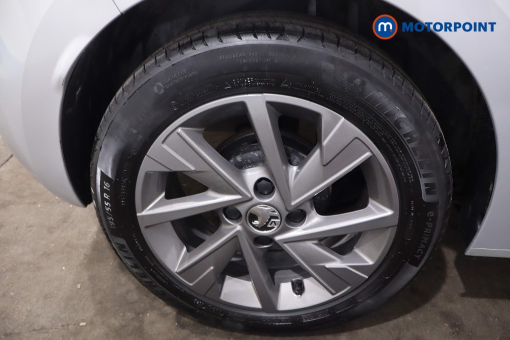 Vauxhall Corsa Design Manual Petrol Hatchback - Stock Number (1628006) - 10th supplementary image