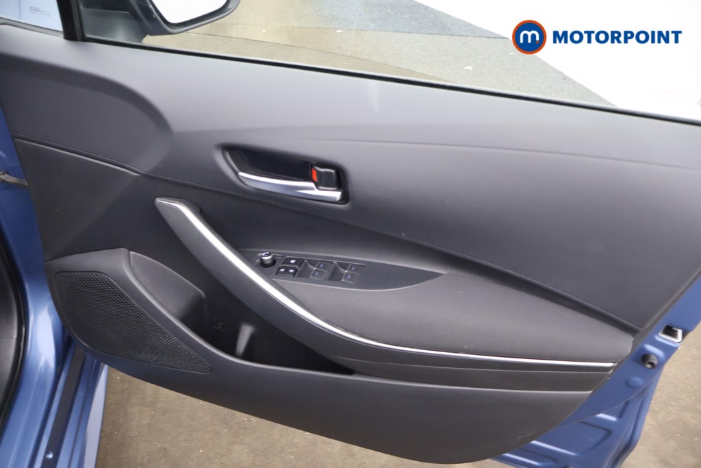 Toyota Corolla Icon Tech Automatic Petrol-Electric Hybrid Hatchback - Stock Number (1628440) - 11th supplementary image