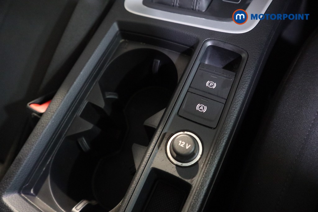 Audi Q3 Technik Automatic Petrol SUV - Stock Number (1628545) - 10th supplementary image