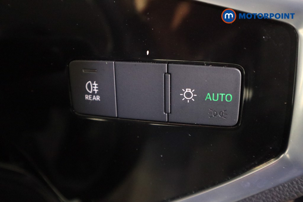 Audi Q3 Technik Automatic Petrol SUV - Stock Number (1628545) - 12th supplementary image