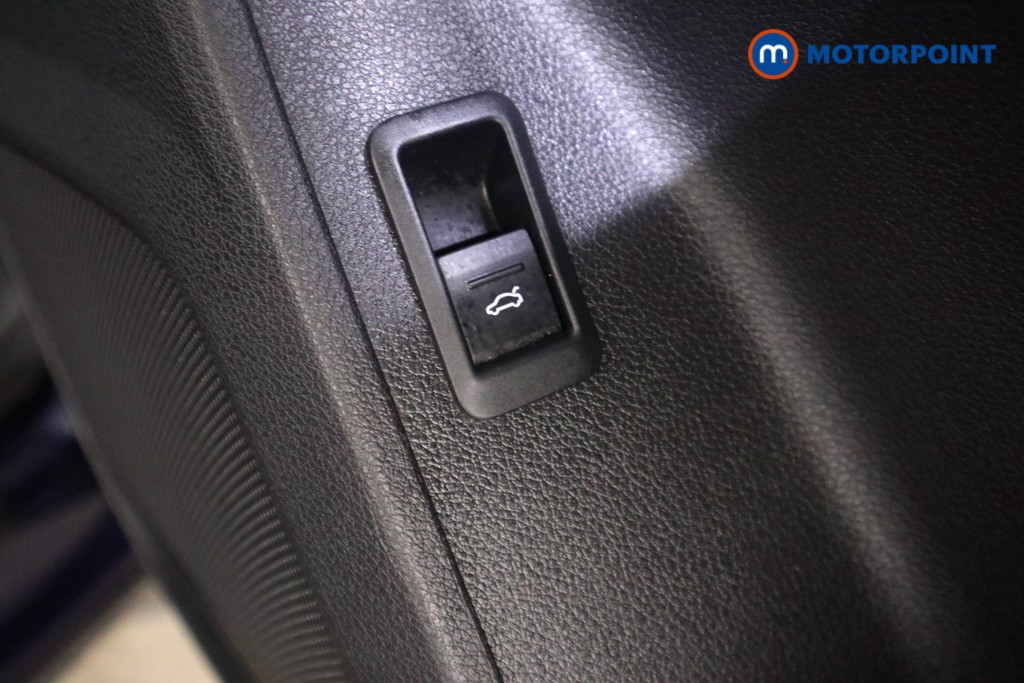 Audi Q3 Technik Automatic Petrol SUV - Stock Number (1628545) - 15th supplementary image