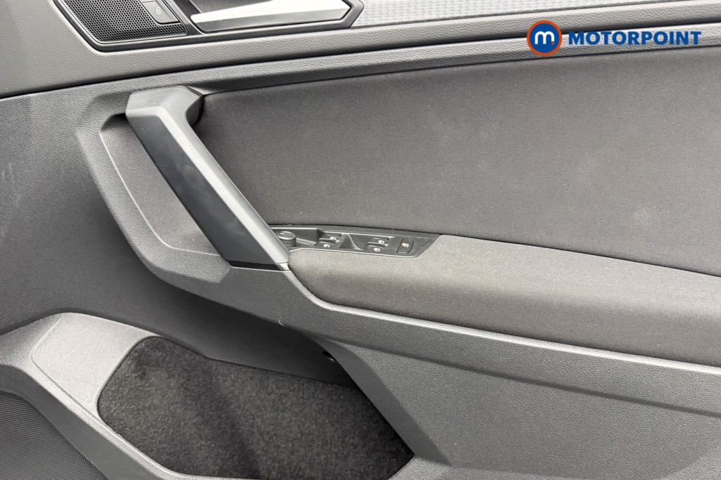 Volkswagen Tiguan Life Manual Diesel SUV - Stock Number (1628562) - 18th supplementary image