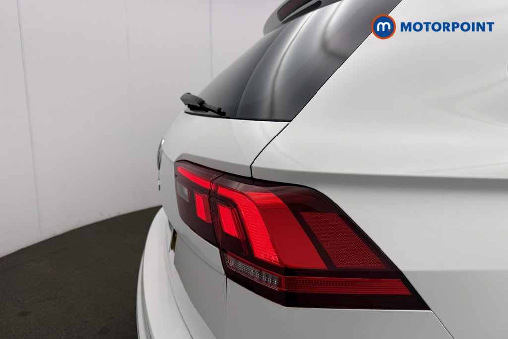 Volkswagen Tiguan Life Manual Diesel SUV - Stock Number (1628562) - 27th supplementary image
