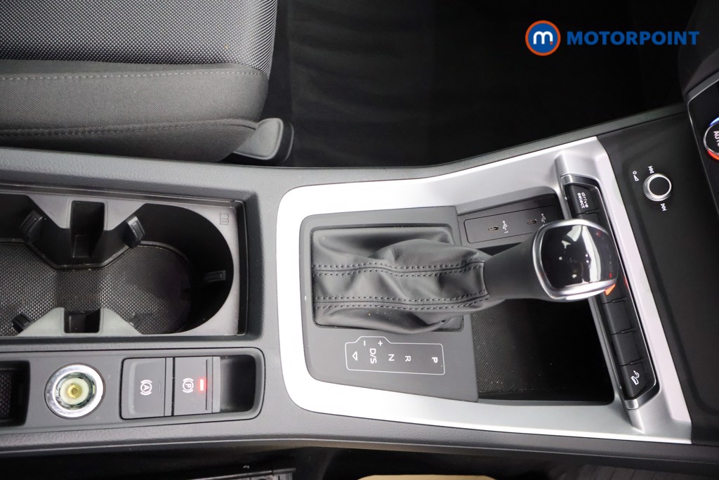 Audi Q3 Technik Automatic Petrol SUV - Stock Number (1629078) - 8th supplementary image