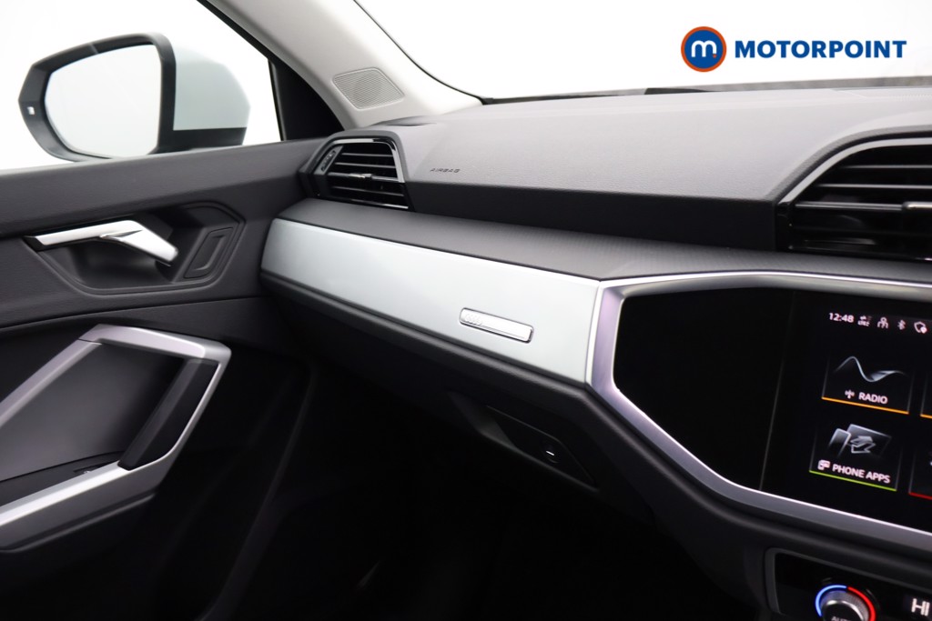 Audi Q3 Technik Automatic Petrol SUV - Stock Number (1629078) - 9th supplementary image