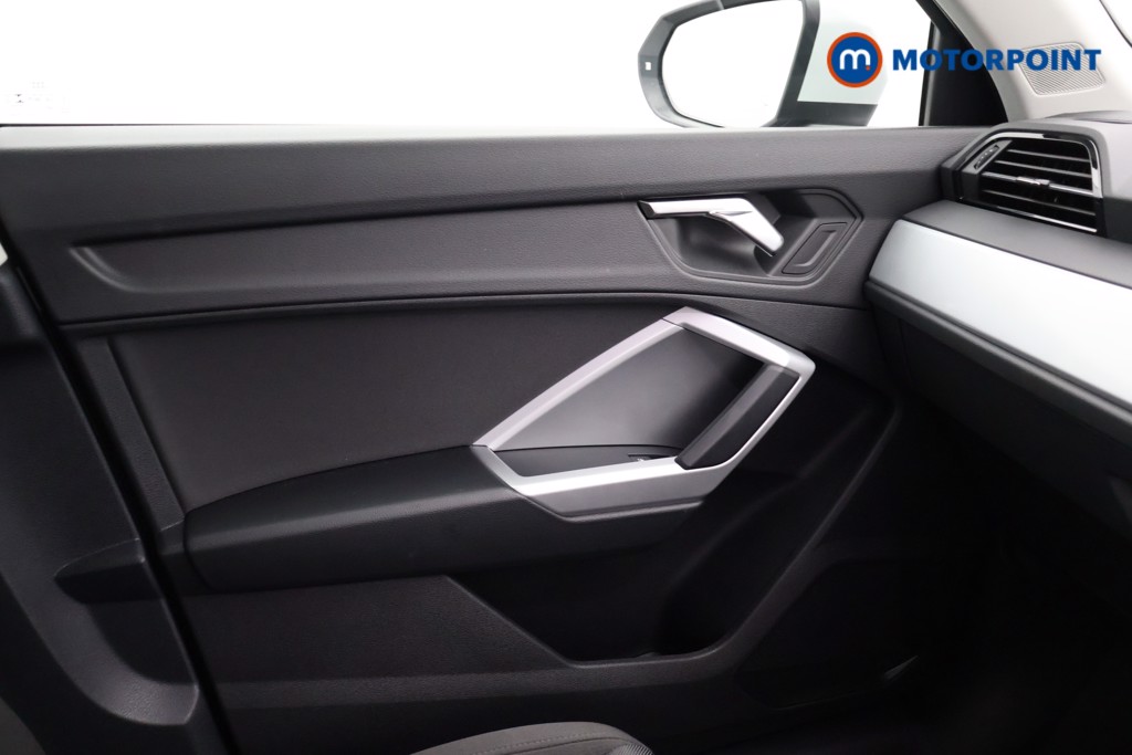 Audi Q3 Technik Automatic Petrol SUV - Stock Number (1629078) - 10th supplementary image