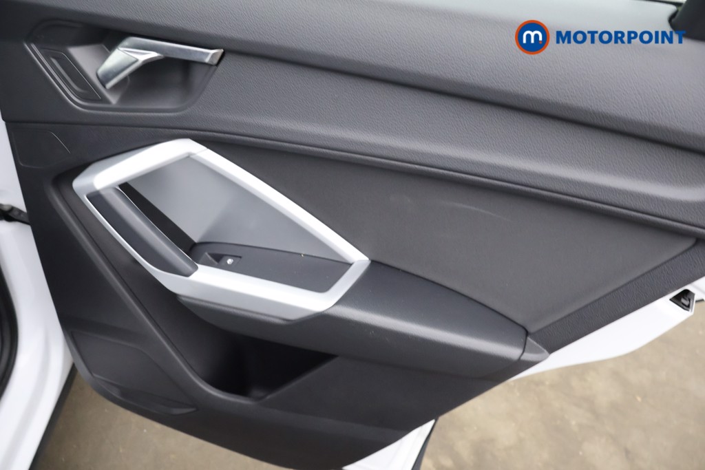 Audi Q3 Technik Automatic Petrol SUV - Stock Number (1629078) - 16th supplementary image