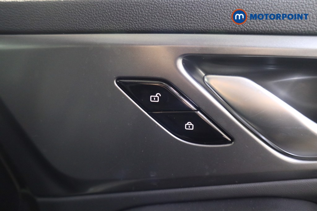 Mg Motor Uk HS Trophy Automatic Petrol Plug-In Hybrid SUV - Stock Number (1629129) - 12th supplementary image