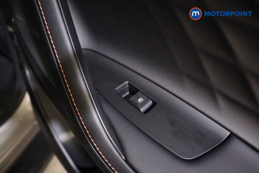 Mg Motor Uk HS Trophy Automatic Petrol Plug-In Hybrid SUV - Stock Number (1629129) - 19th supplementary image