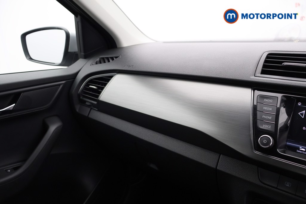 Skoda Fabia Se L Manual Petrol Hatchback - Stock Number (1629300) - 7th supplementary image