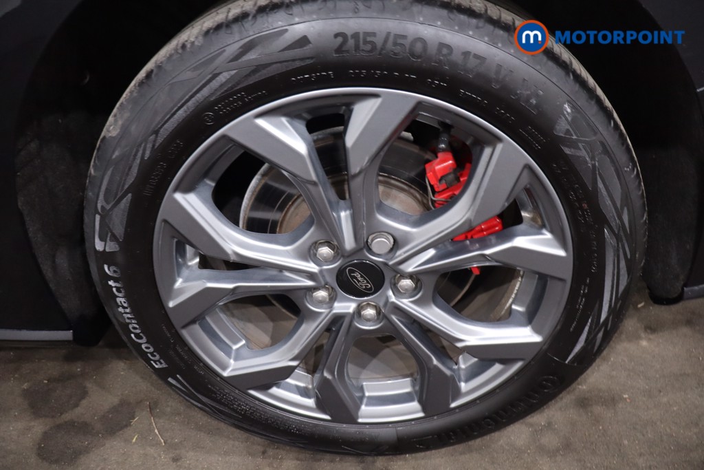 Ford Focus St-Line Manual Petrol Estate - Stock Number (1629353) - 12th supplementary image