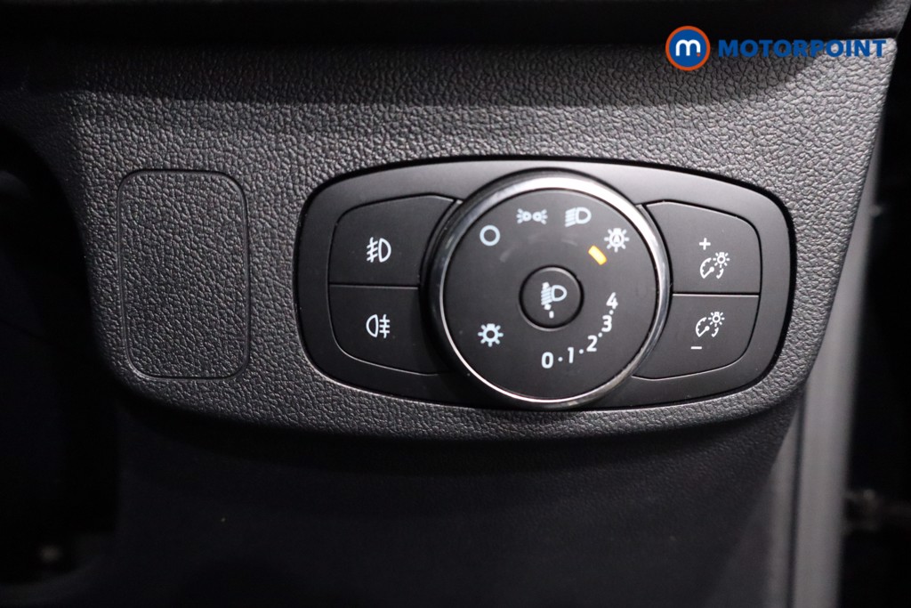 Ford Focus St-Line Manual Petrol Estate - Stock Number (1629353) - 16th supplementary image