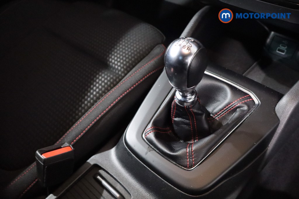 Ford Focus St-Line Manual Petrol Estate - Stock Number (1629353) - 17th supplementary image