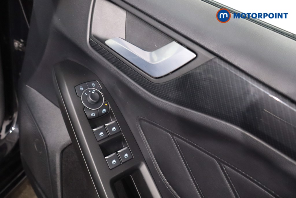 Ford Focus St-Line Manual Petrol Estate - Stock Number (1629353) - 25th supplementary image