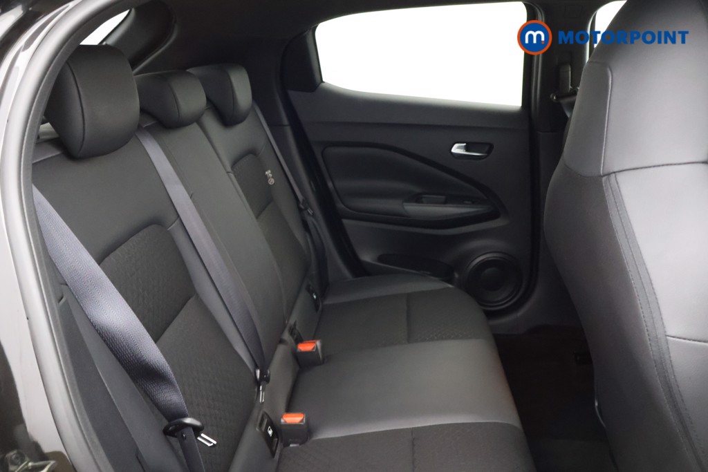 Nissan Juke N-Connecta Automatic Petrol SUV - Stock Number (1629355) - 12th supplementary image