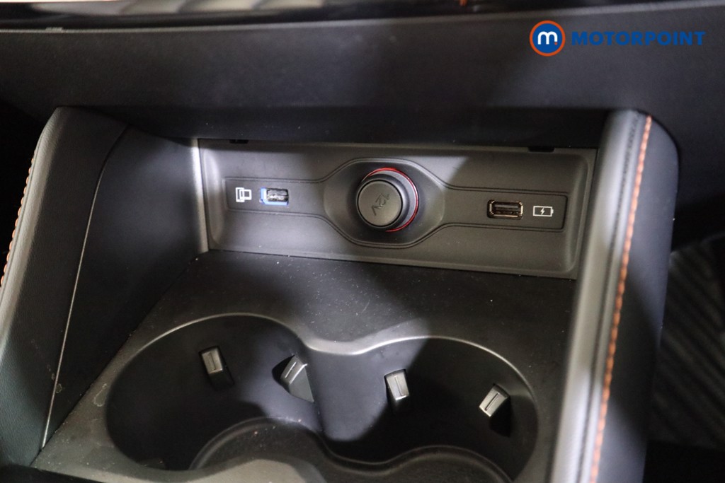 Mg Motor Uk HS Trophy Automatic Petrol-Electric Hybrid SUV - Stock Number (1629999) - 8th supplementary image